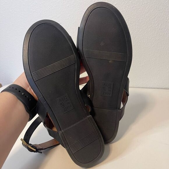 Naturalizer Tally Ankle Strap Sandal Size 10 - Picture 5 of 8